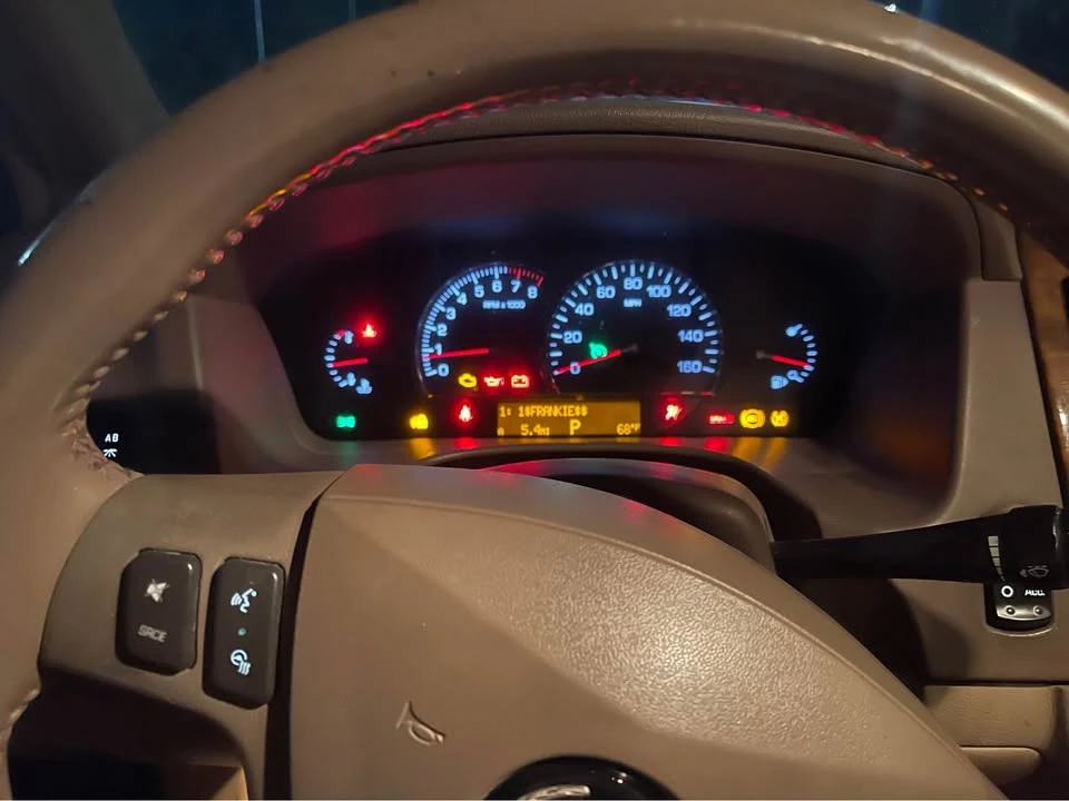 2005 Cadillac STS - Image 8 of 8
