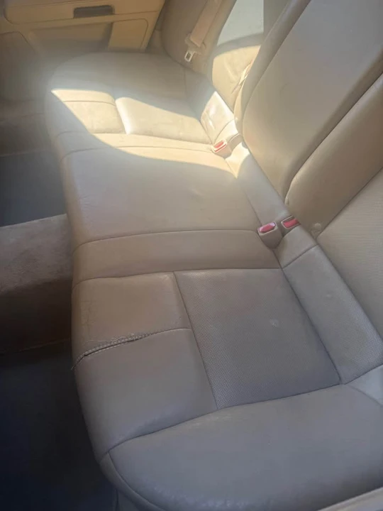 2005 Cadillac STS - Image 10 of 13