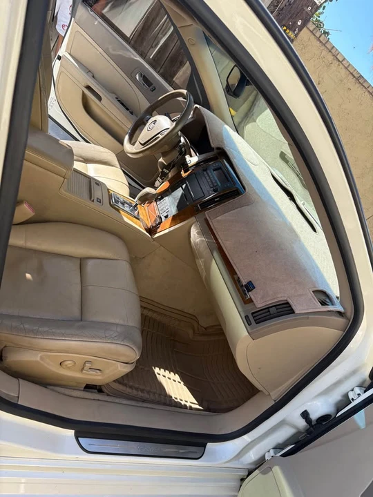 2005 Cadillac STS-V - Image 5 of 5