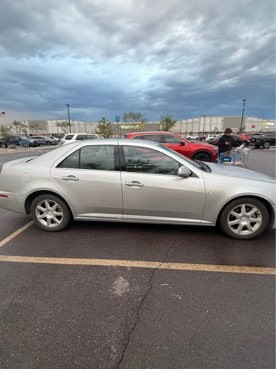 2005 Cadillac STS-V - Image 4 of 11