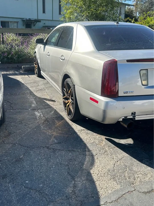 2005 Cadillac STS-V - Image 4 of 9