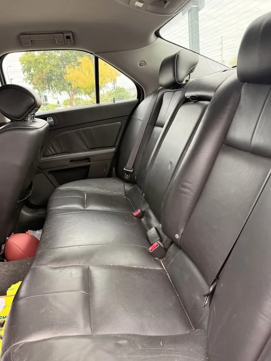 2005 Cadillac STS-V - Image 10 of 11