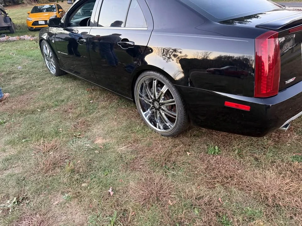 2005 Cadillac STS-V - Image 3 of 12