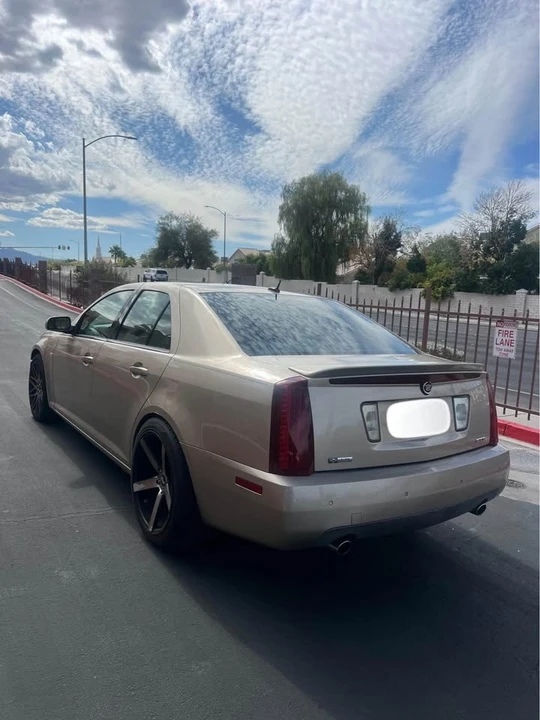 2005 Cadillac STS-V - Image 8 of 12