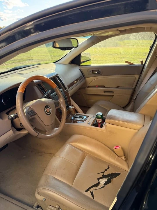 2005 Cadillac STS-V - Image 5 of 10