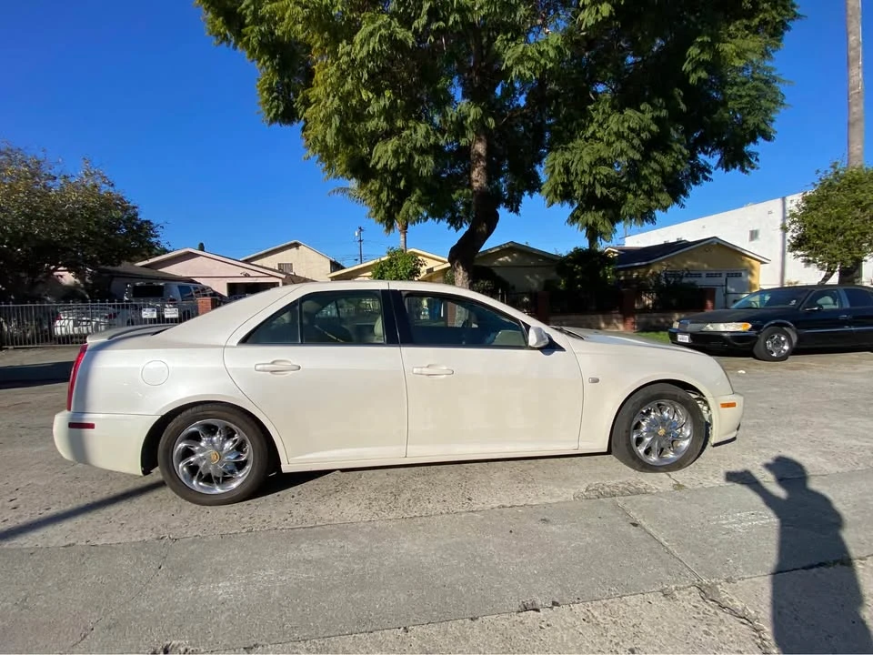 2005 Cadillac STS-V - Image 4 of 9