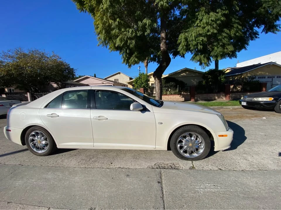 2005 Cadillac STS-V - Image 2 of 9