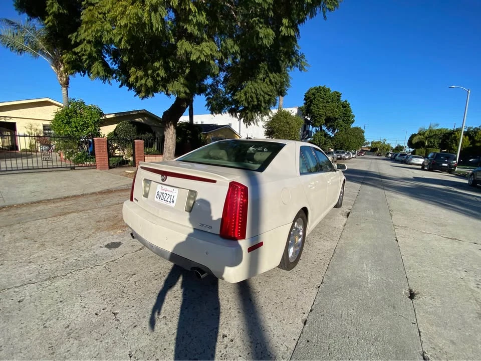 2005 Cadillac STS-V - Image 6 of 10