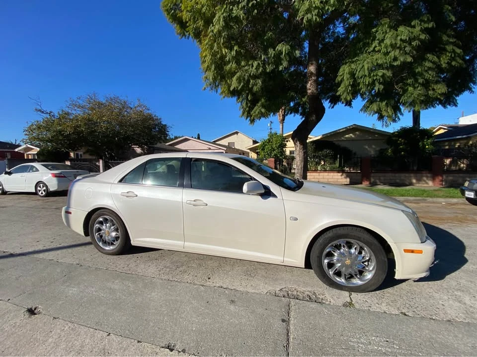 2005 Cadillac STS-V - Image 3 of 10