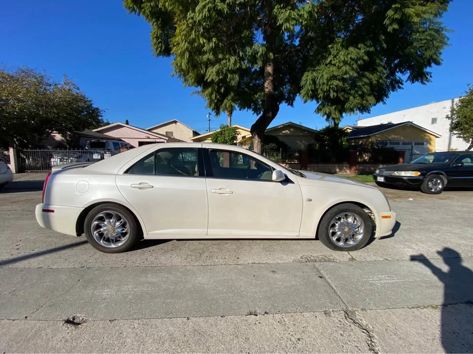 2005 Cadillac STS-V - Image 4 of 10