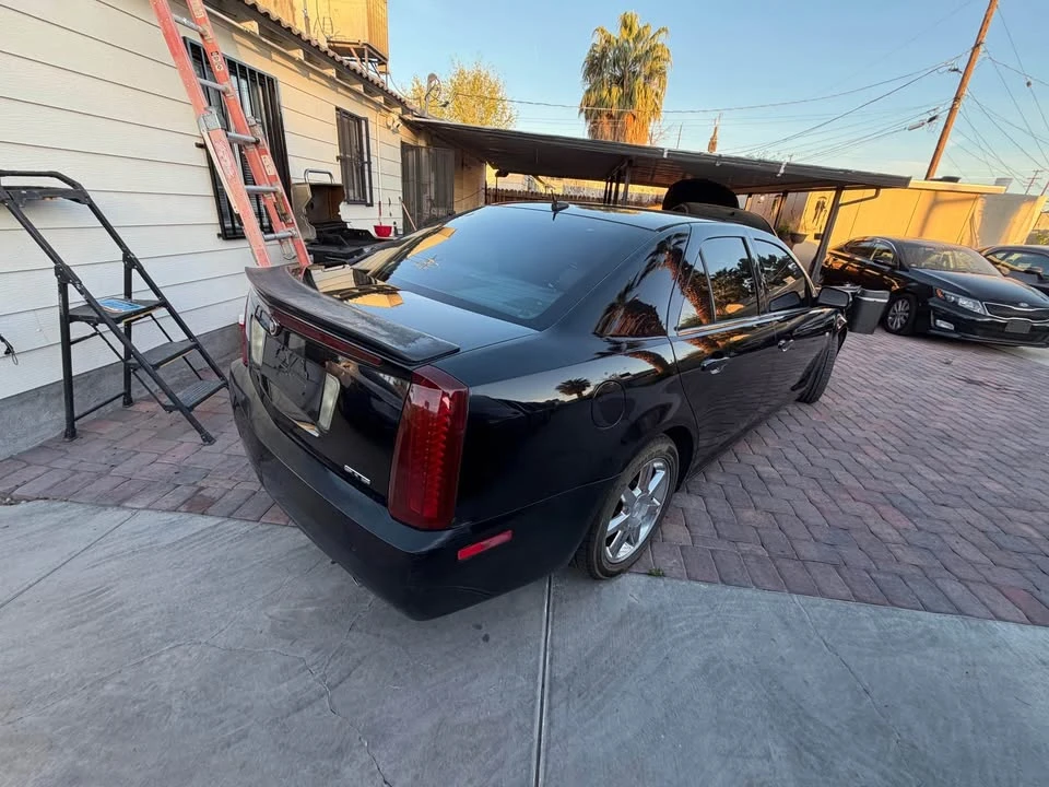 2005 Cadillac STS - Image 15 of 19