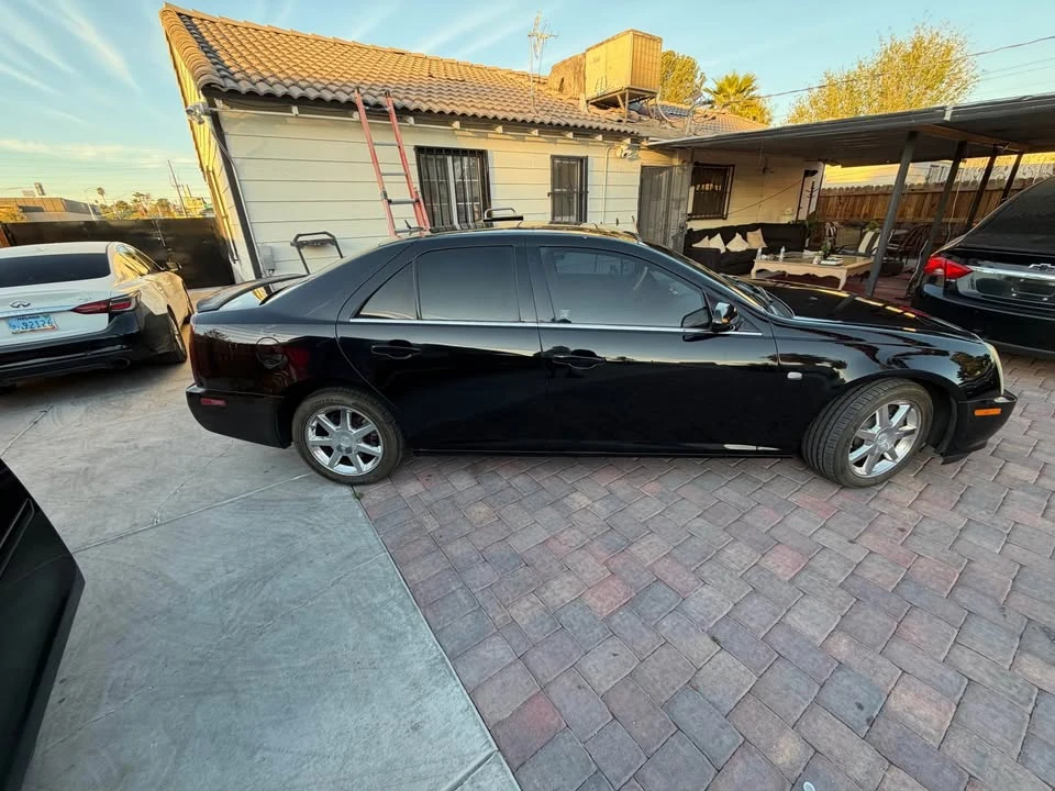 2005 Cadillac STS - Image 13 of 19