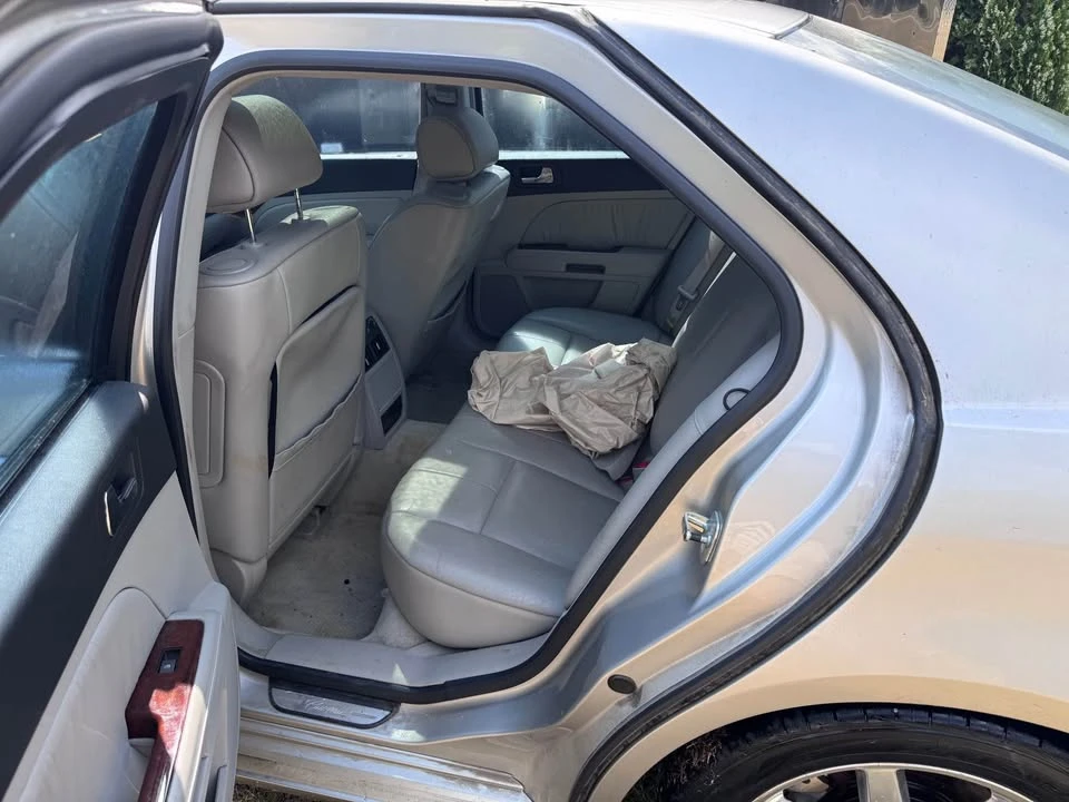 2005 Cadillac STS - Image 4 of 4