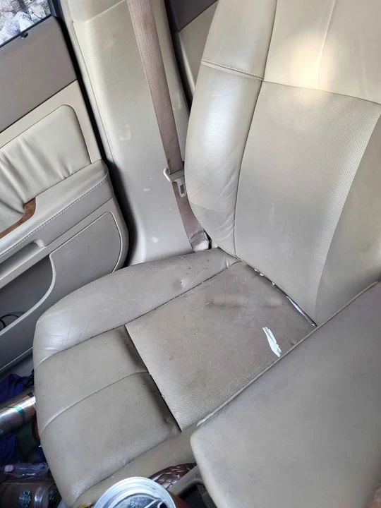 2005 Cadillac STS - Image 9 of 11