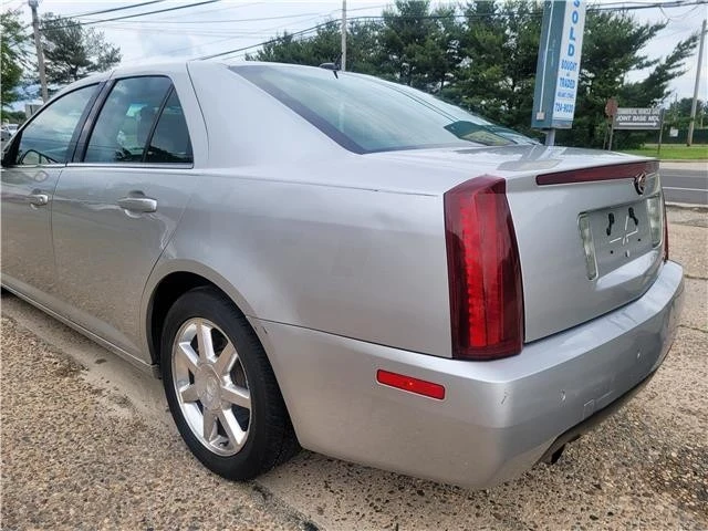 2005 Cadillac STS - Image 15 of 21