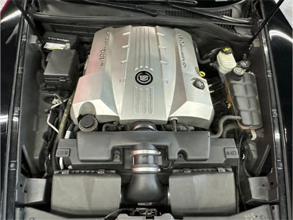 2005 Cadillac XLR - Image 3 of 19