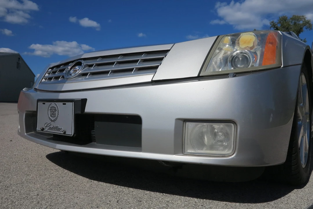2005 Cadillac XLR - Image 17 of 31