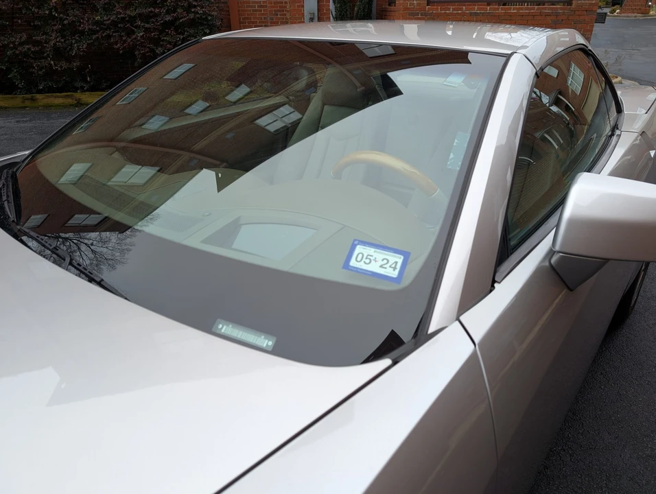 2005 Cadillac XLR - Image 20 of 31