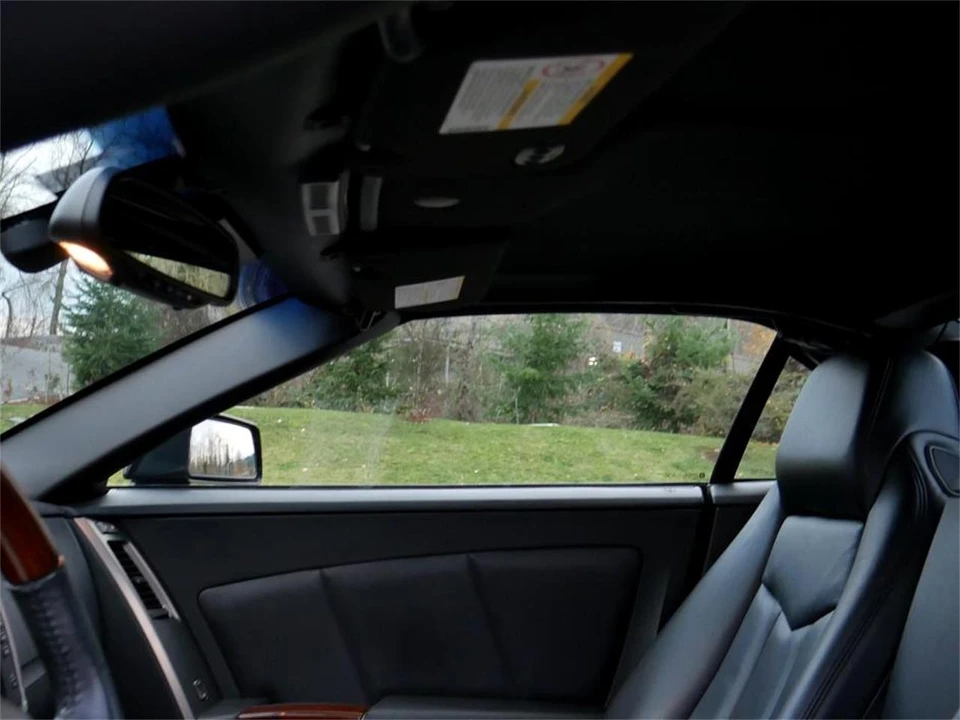 2005 Cadillac XLR - Image 13 of 31