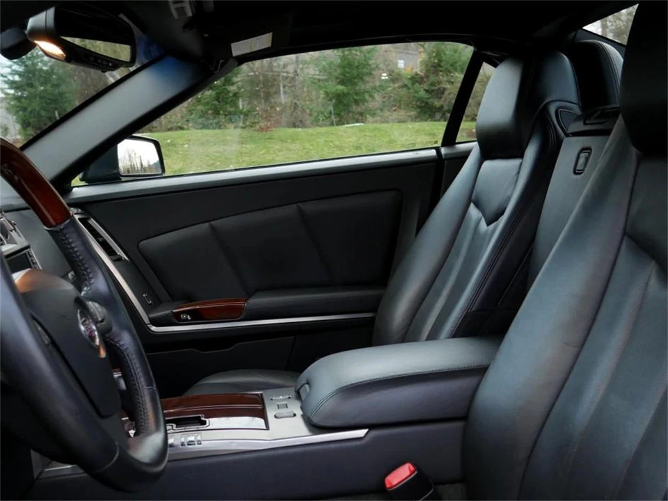 2005 Cadillac XLR - Image 12 of 31