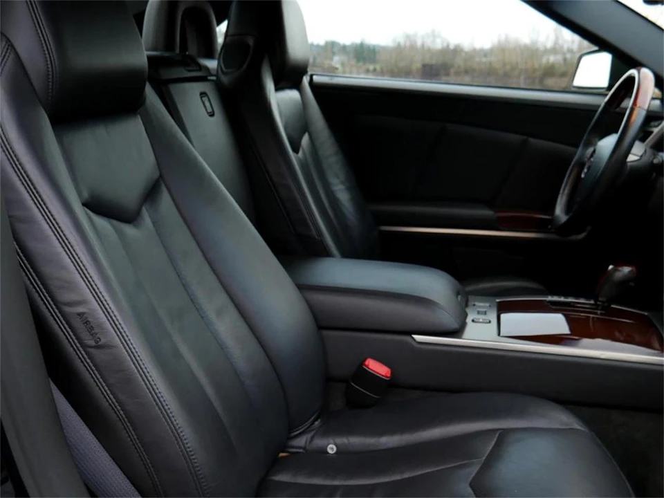 2005 Cadillac XLR - Image 23 of 31