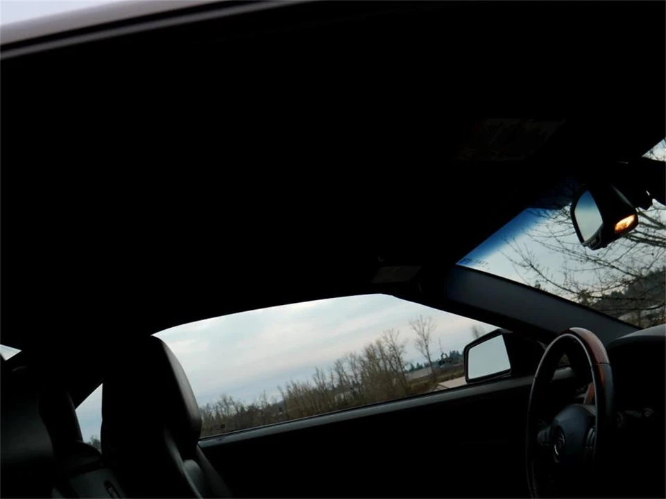 2005 Cadillac XLR - Image 25 of 31