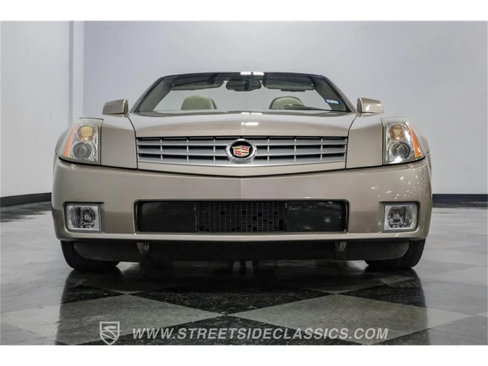 2005 Cadillac XLR - Image 31 of 31