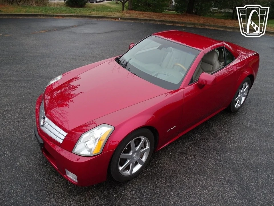 2005 Cadillac XLR - Image 3 of 12