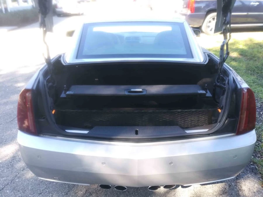 2005 Cadillac XLR - Image 16 of 31