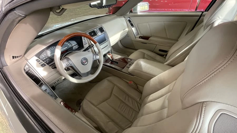 2005 Cadillac XLR - Image 5 of 5