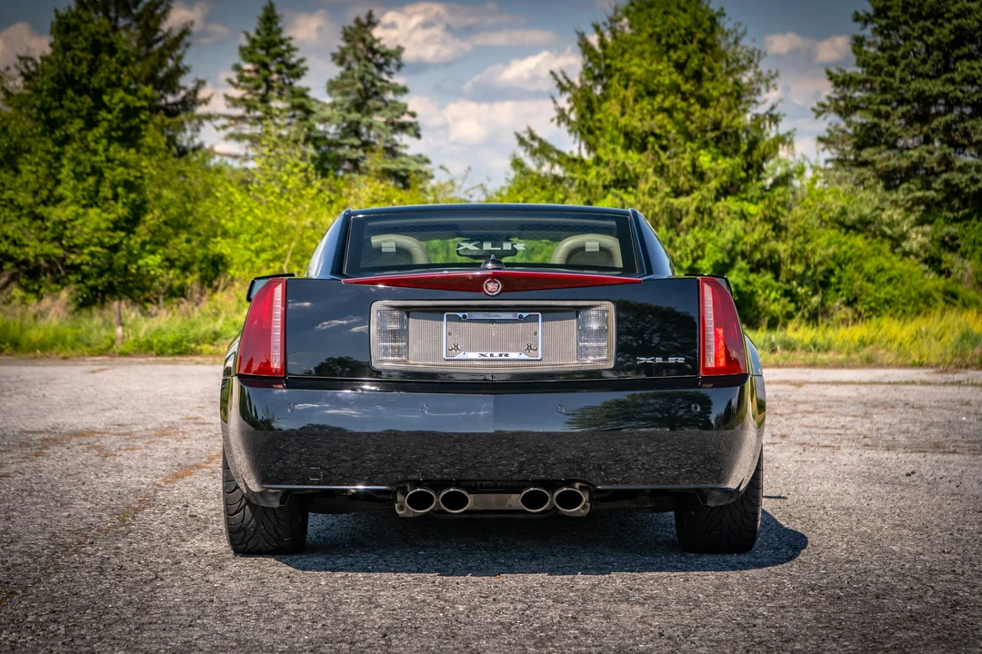 2005 Cadillac XLR - Image 7 of 31
