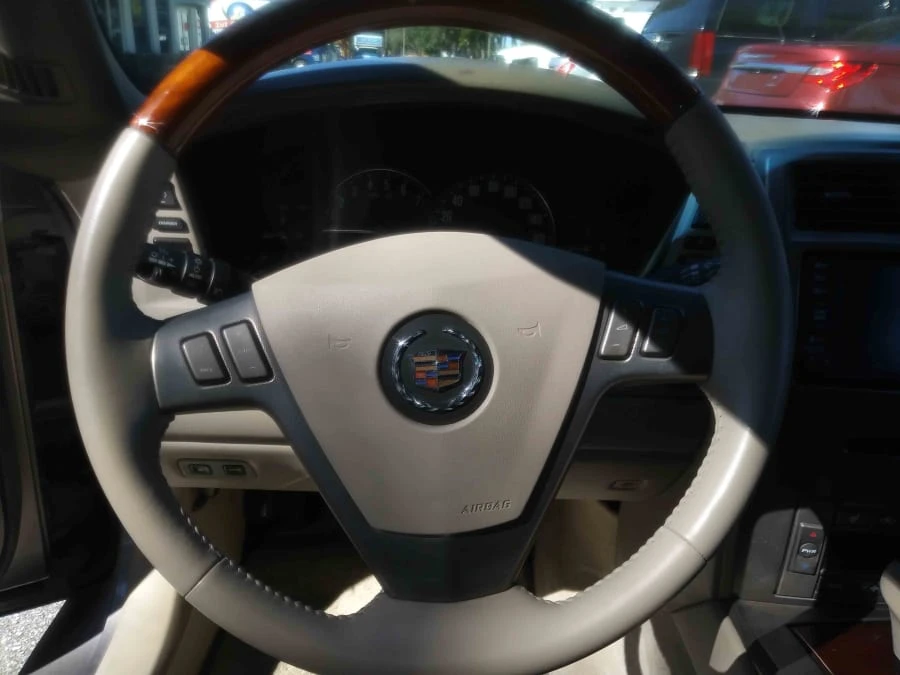 2005 Cadillac XLR - Image 4 of 25