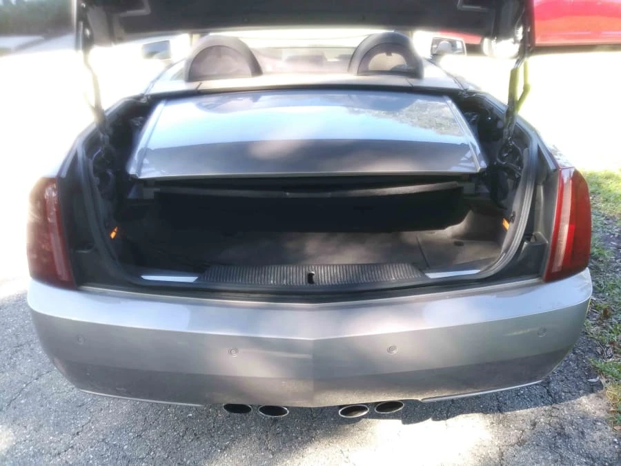 2005 Cadillac XLR - Image 16 of 25