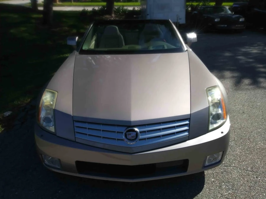 2005 Cadillac XLR - Image 20 of 25