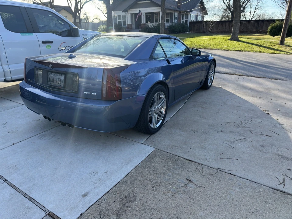 2005 Cadillac XLR - Image 3 of 9