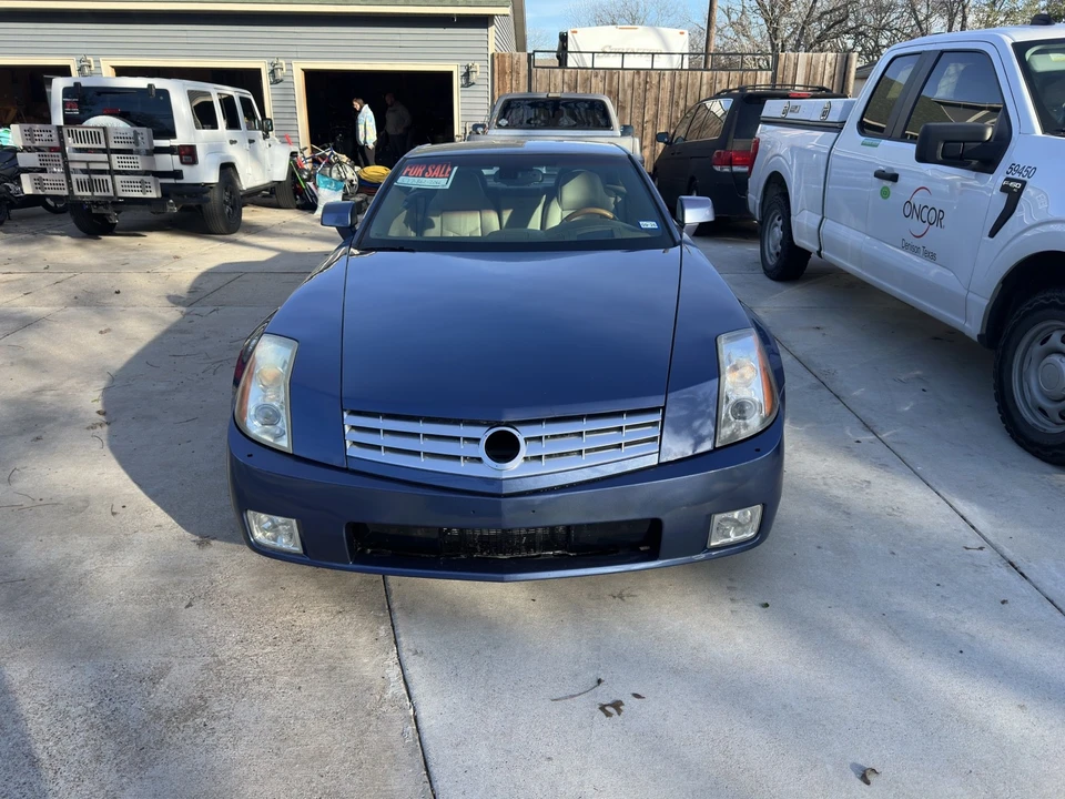 2005 Cadillac XLR - Image 5 of 9