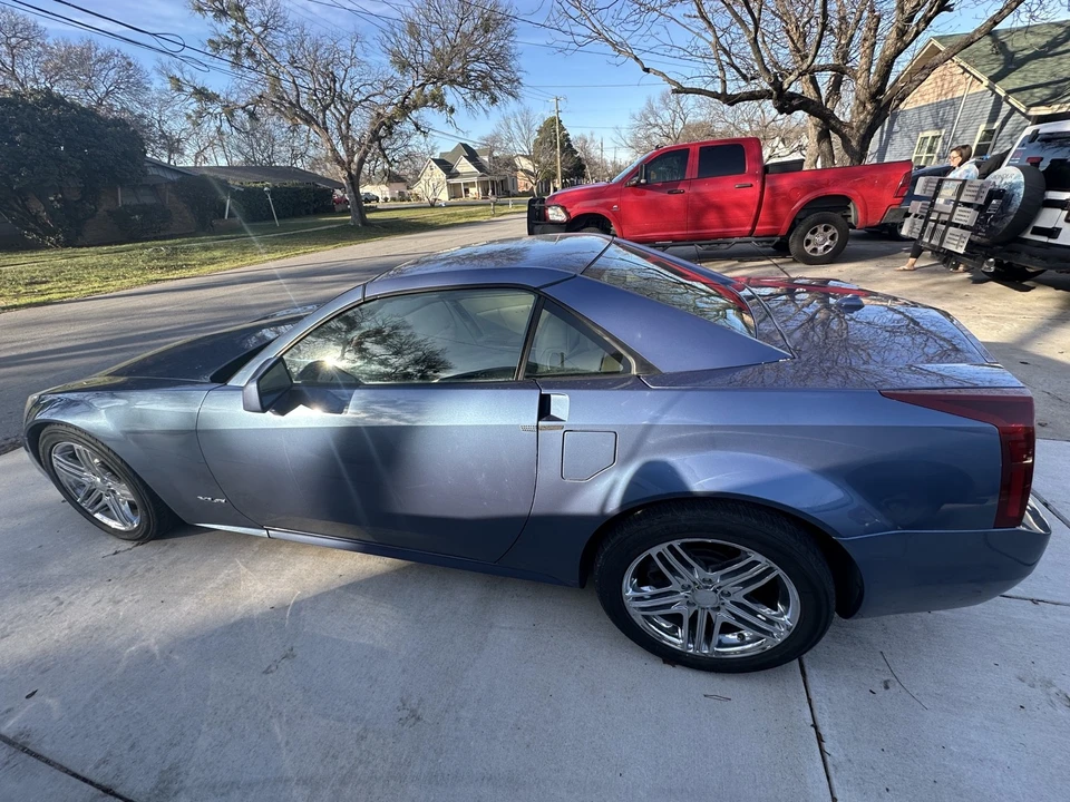 2005 Cadillac XLR - Image 7 of 9