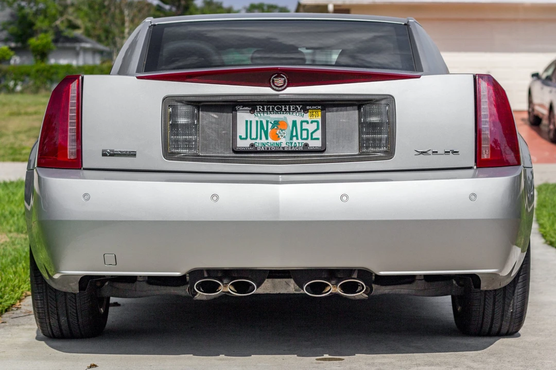 2005 Cadillac XLR - Image 16 of 31