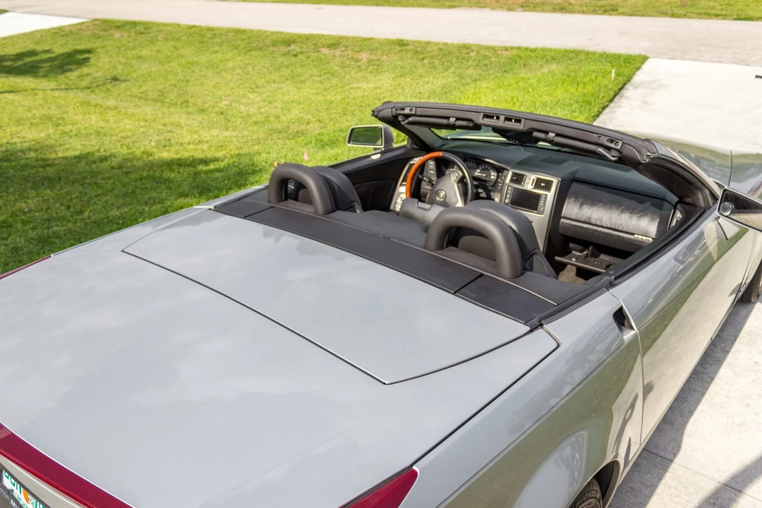 2005 Cadillac XLR - Image 22 of 31