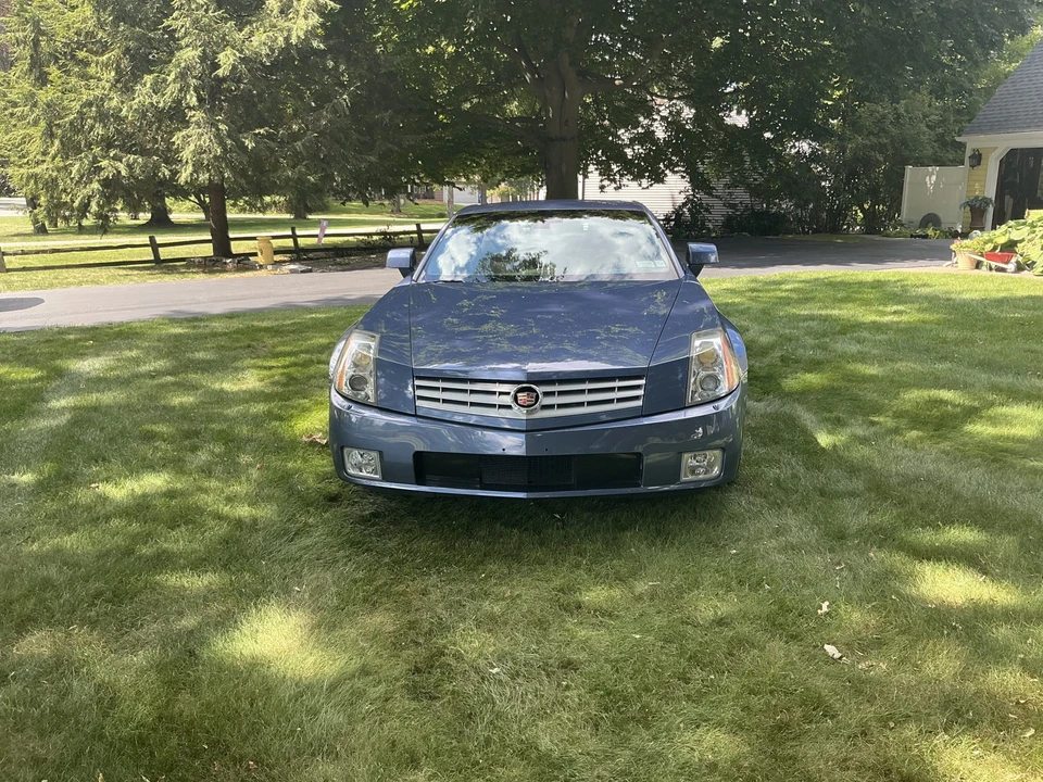 2005 Cadillac XLR - Image 9 of 31