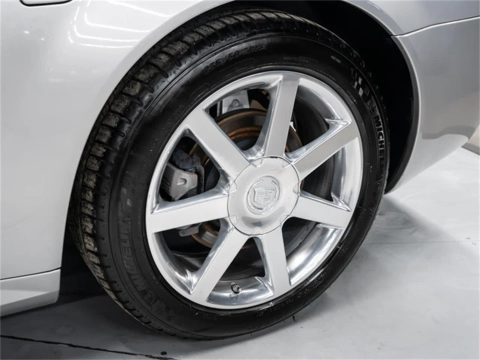 2005 Cadillac XLR - Image 21 of 31