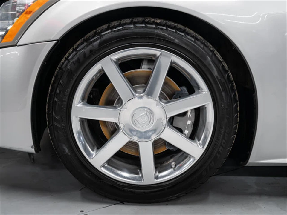 2005 Cadillac XLR - Image 17 of 31