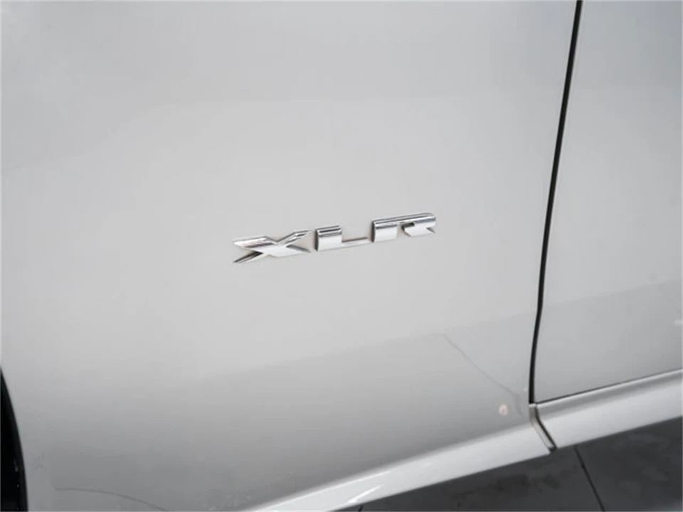 2005 Cadillac XLR - Image 19 of 31