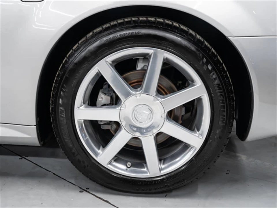 2005 Cadillac XLR - Image 20 of 31