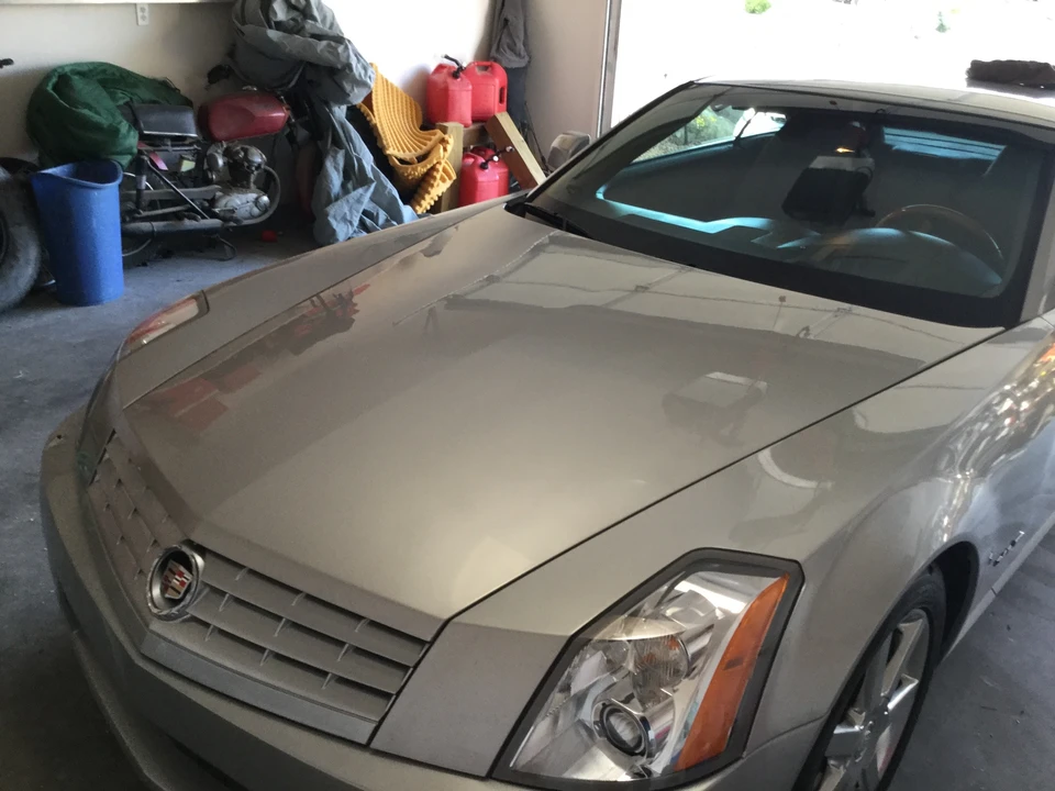 2005 Cadillac XLR - Image 10 of 31