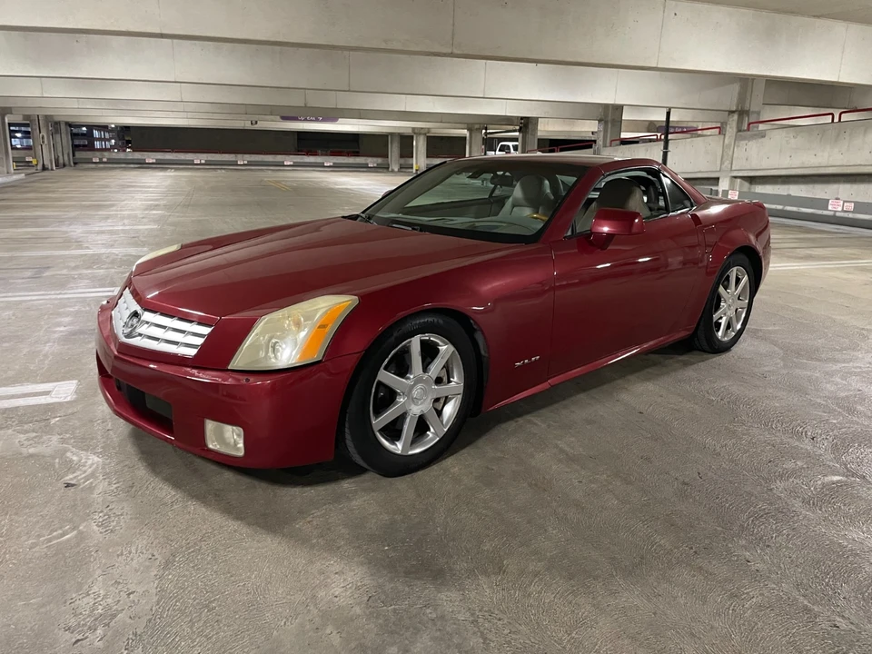 2005 Cadillac XLR - Image 2 of 21