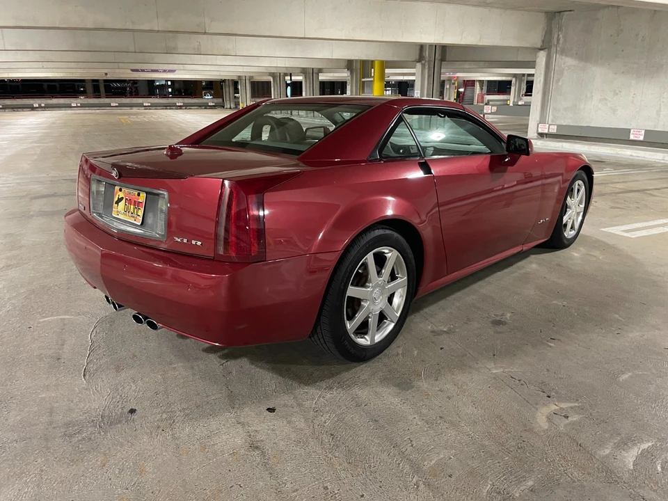2005 Cadillac XLR - Image 6 of 21