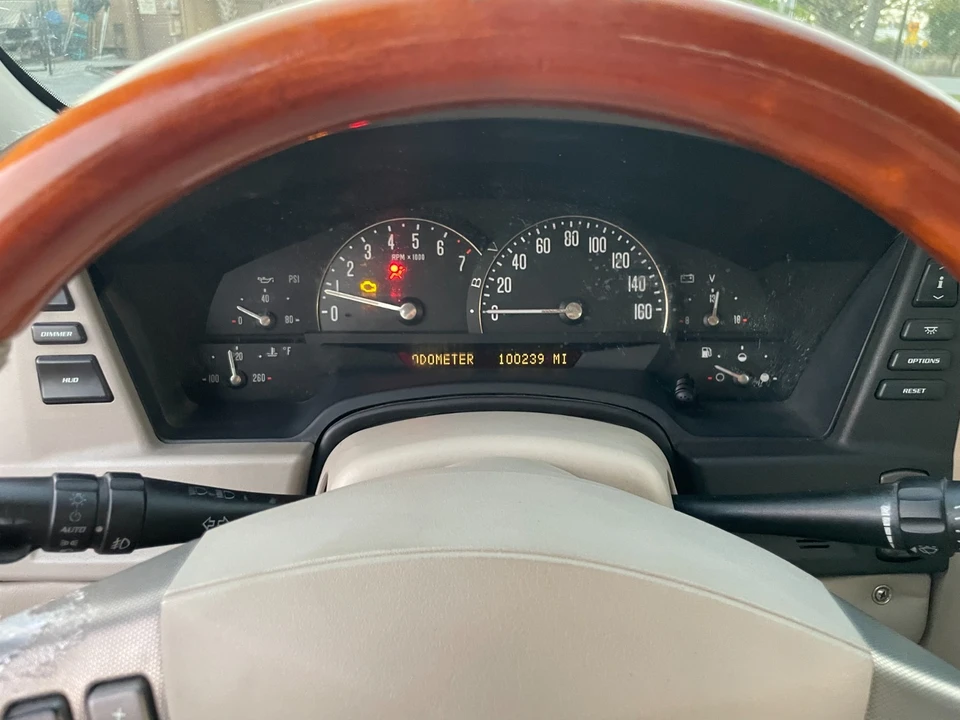 2005 Cadillac XLR - Image 17 of 21