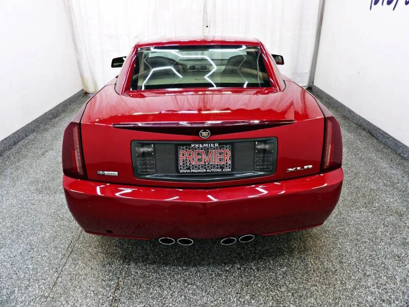 2005 Cadillac XLR - Image 11 of 29