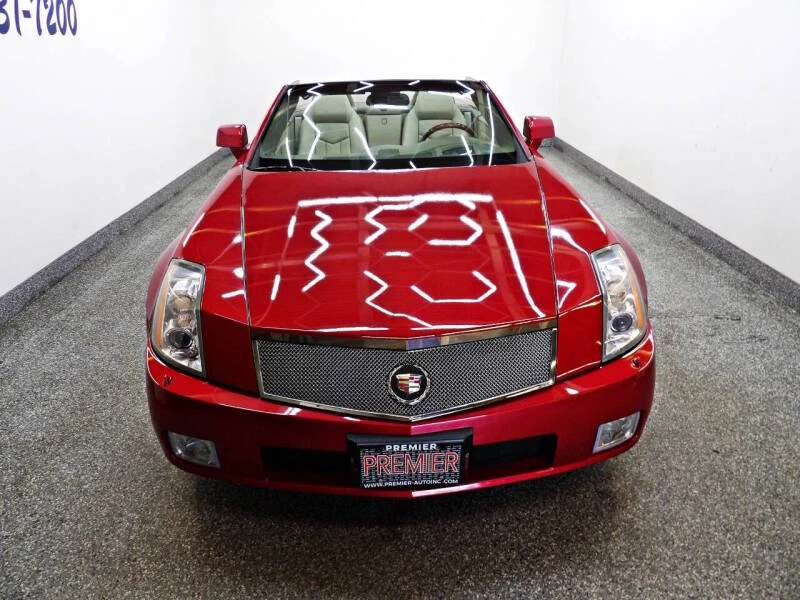 2005 Cadillac XLR - Image 5 of 29
